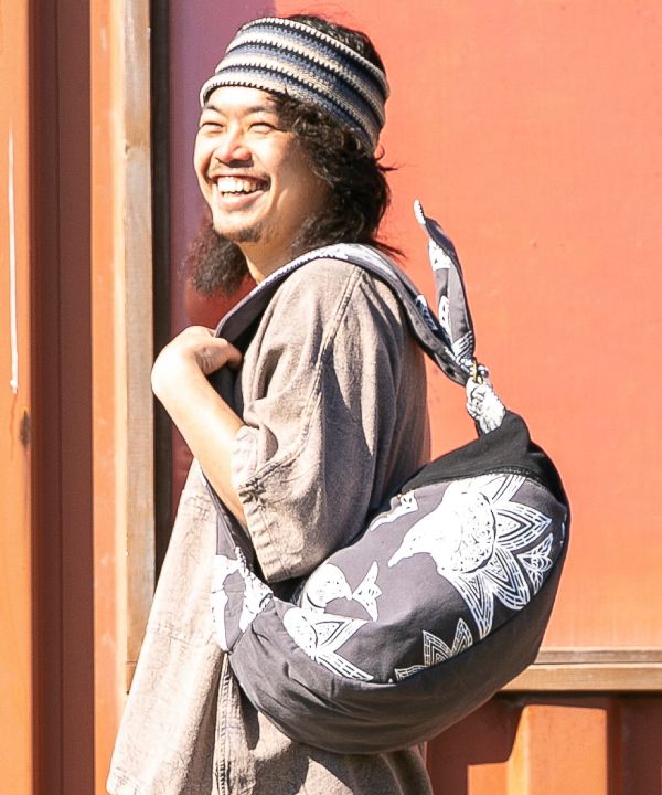 Damasquinado Inspired Shoulder Bag