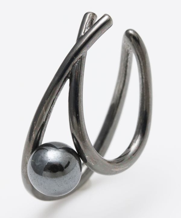 Staple Ear Cuff Earrings by AMINA - Ametsuchi