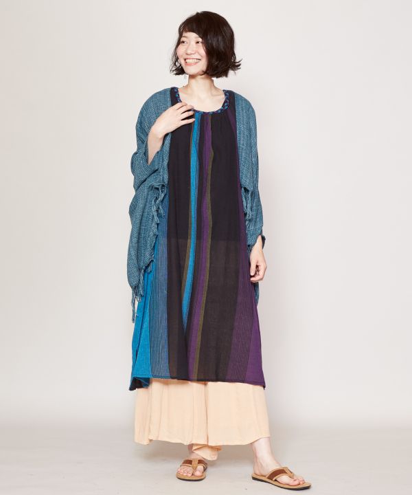 Gestreiftes Midi-Kleid aus nepalesischer Baumwolle