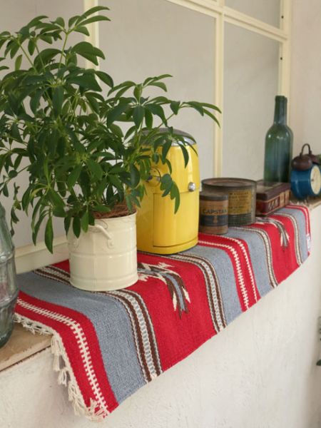 Geometric Pattern Table Runner