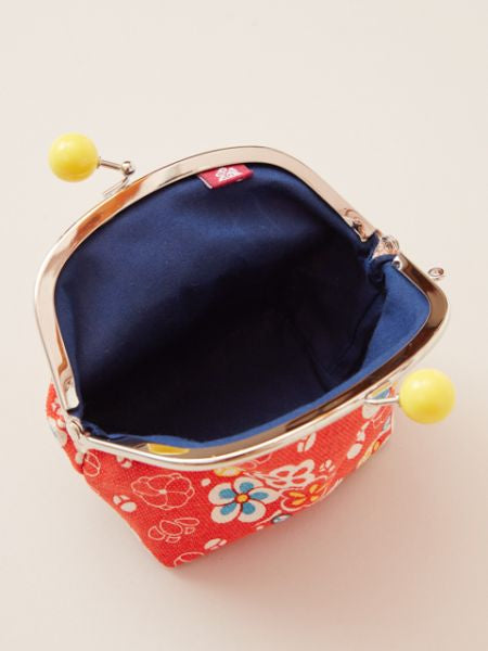 Floral Pattern GAMAGUCHI Clasp Purse