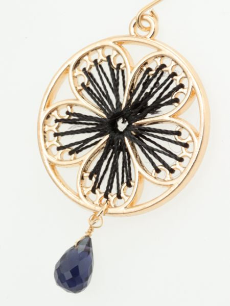 Floral Earrings Earrings by 岩座 - Ametsuchi