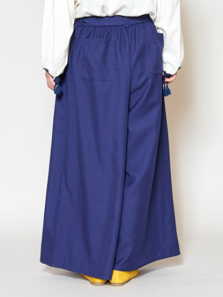 KIMONO Wide Pants - Back Pockets for Hip-up Effect