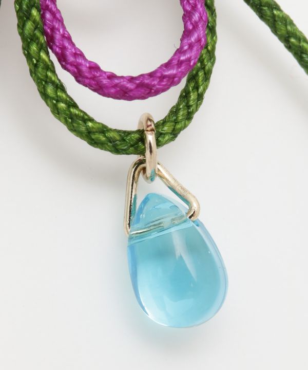 Pendientes de clip de flor trenzada