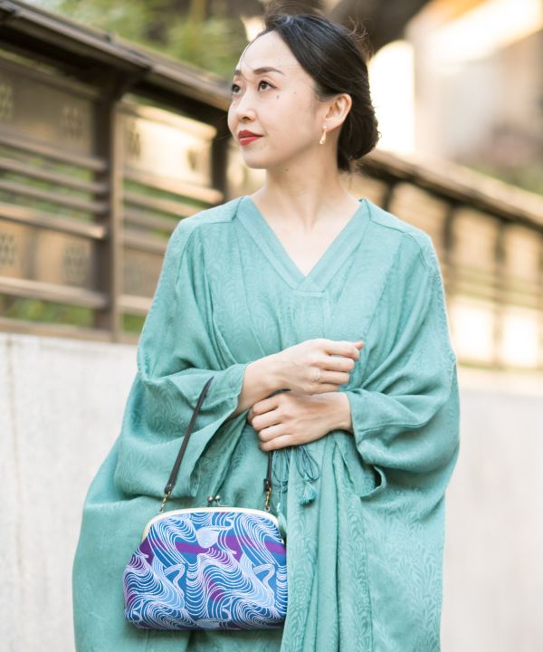 Summer Breeze GAMAGUCHI Clasp Handbag