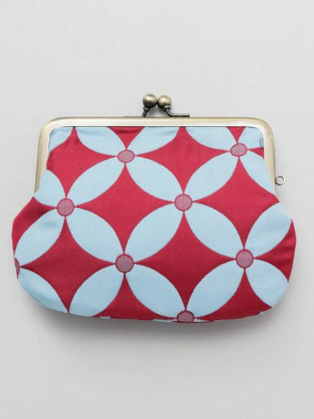 Japanese Traditional Crest Matelasse GAMAGUCHI Clutch Purse