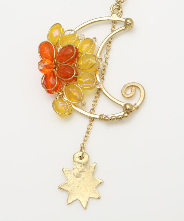 Shining Moon Necklace