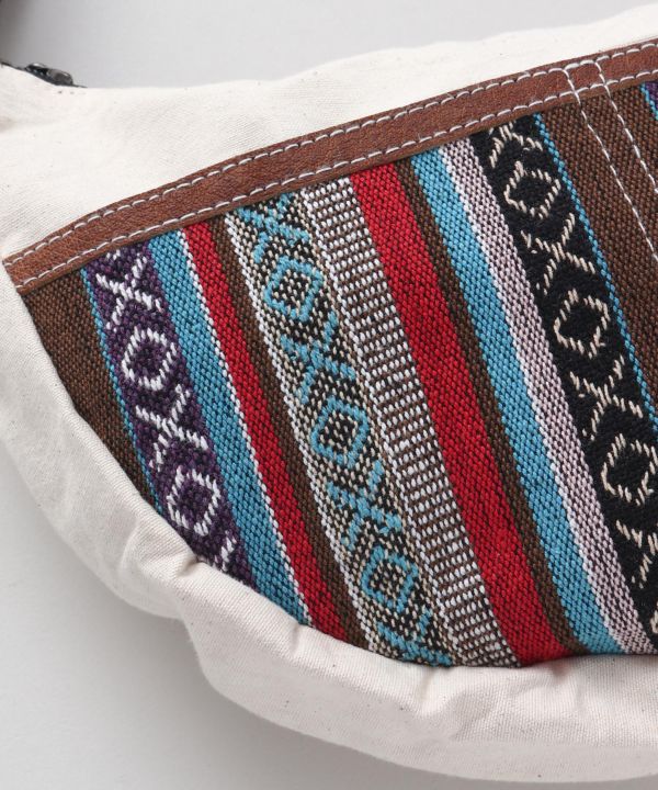 PAHAR Himalaya Crescent Shoulder Bag - S